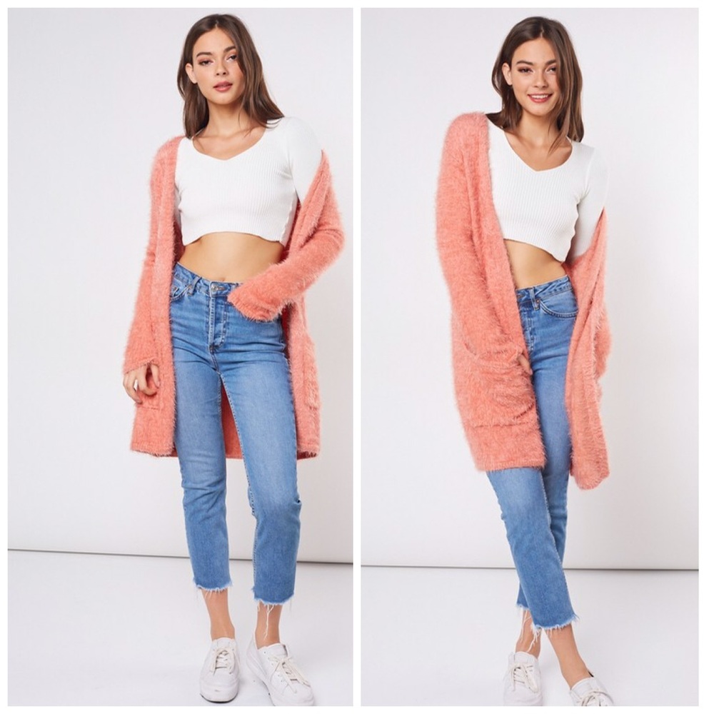 ❤️LAST! The Softest! Peach 🍑 Cardigan Sweater! - Picture 8 of 8